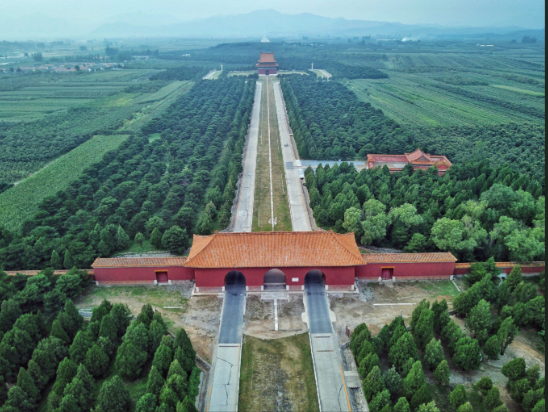 清东陵的"龙穴砂水"：最后一个王朝的皇家风水